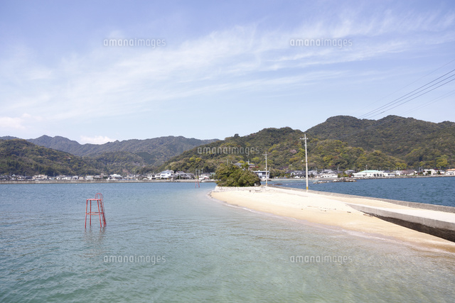 熊本県上天草姫戸町 小島公園から海、町を望む[10238001530]の写真