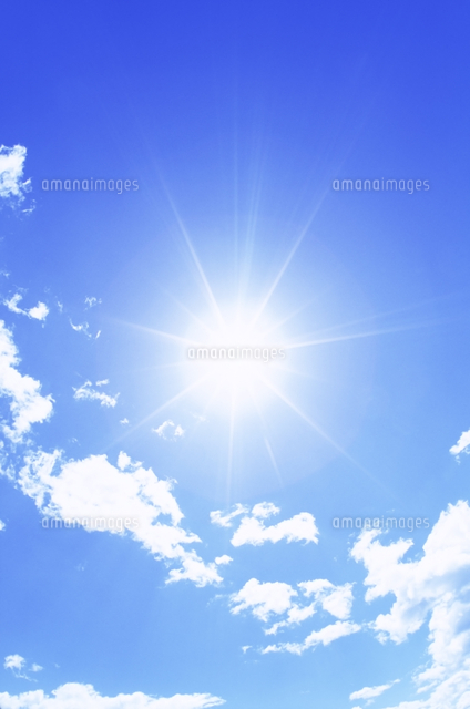 太陽と雲[10247035672]の写真・イラスト素材｜アマナイメージズ
