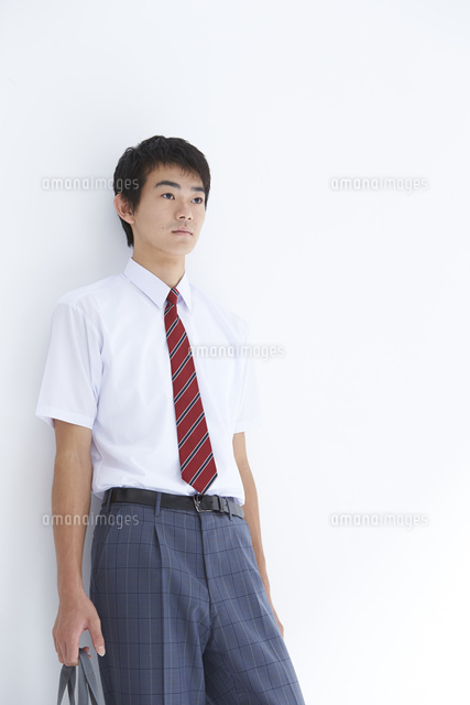 男子高校生 男子高校生[10248012103]の写真・イラスト素材｜アマナイメージズ