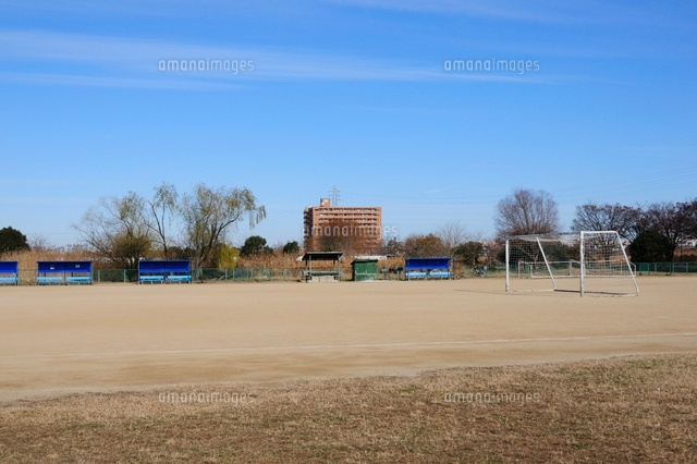 東尾久運動場 多目的広場 の写真素材 イラスト素材 アマナイメージズ