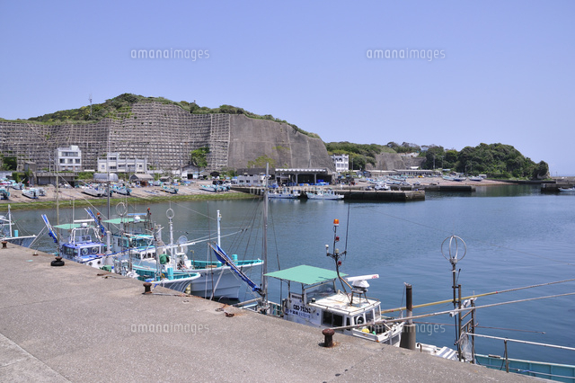 岩和田漁港 の写真素材 イラスト素材 アマナイメージズ