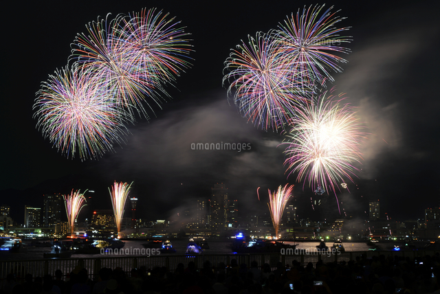 みなと神戸花火大会 の写真素材 イラスト素材 アマナイメージズ