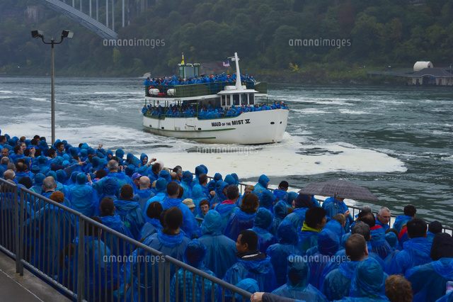 遊覧船霧の乙女号の乗り場 の写真素材 イラスト素材 アマナイメージズ