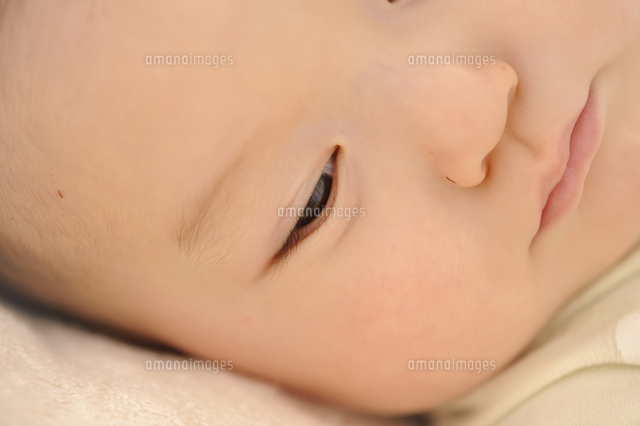 赤ちゃんの寝顔 の写真素材 イラスト素材 アマナイメージズ 赤ちゃんの寝顔 の写真素材 イラスト素材 アマナイメージズ