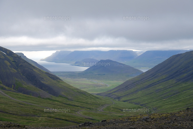 イーサフィヨルズゥル[10277009873]の写真素材・イラスト素材｜アマナイメージズ