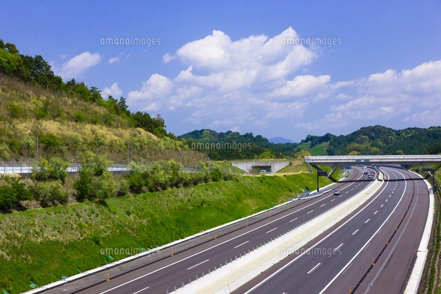 新東名高速道路[10284000845]の写真・イラスト素材｜アマナイメージズ