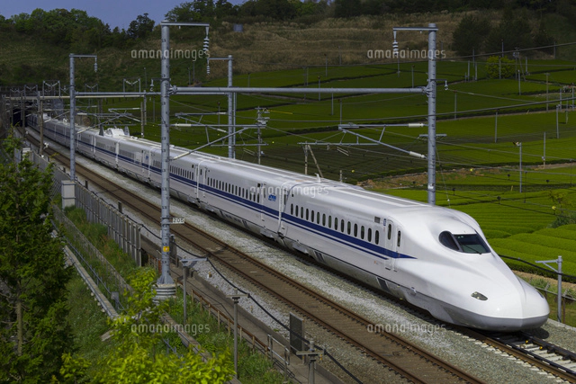 東海道新幹線 N700系[10284001535]の写真・イラスト素材｜アマナイメージズ