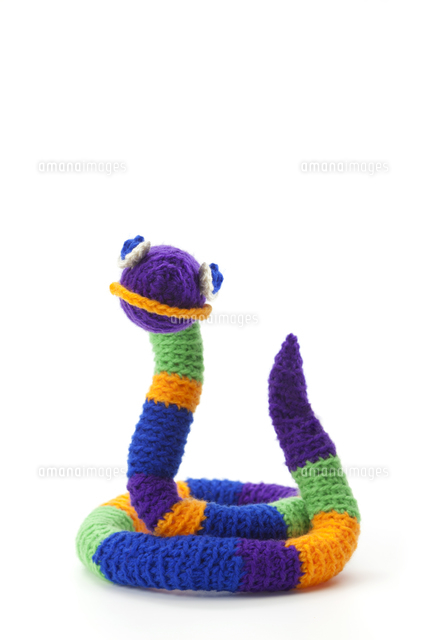 とぐろを巻いたへび の写真素材 イラスト素材 アマナイメージズ