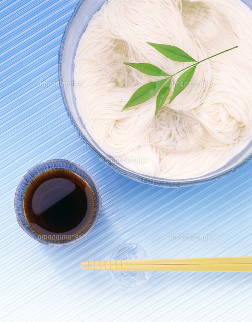 そうめん の写真素材 イラスト素材 アマナイメージズ
