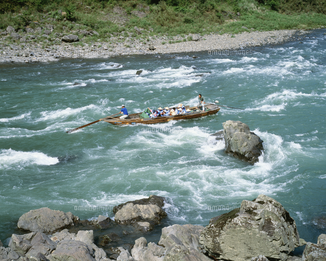 球磨川下り の写真素材 イラスト素材 アマナイメージズ