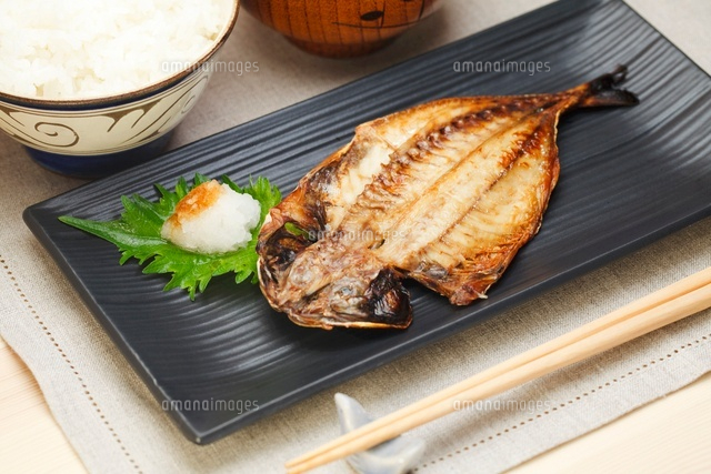 焼き魚定食イメージ の写真素材 イラスト素材 アマナイメージズ