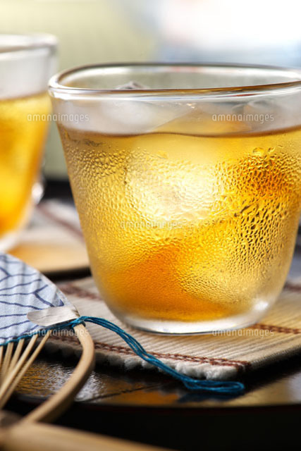 麦茶 の写真素材 イラスト素材 アマナイメージズ