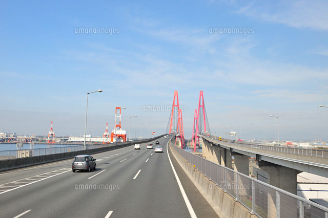 伊勢湾岸道の不良品の橋名板