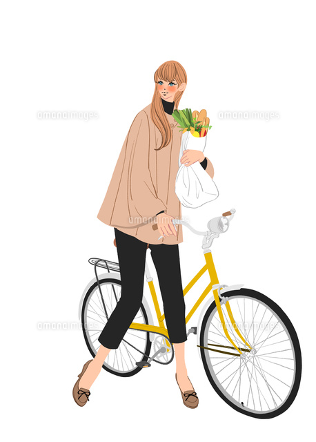 自転車で買い物をする秋の装いの女性[10402000496]の写真素材 