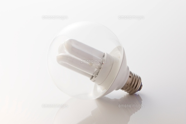 電球型蛍光灯 の写真素材 イラスト素材 アマナイメージズ