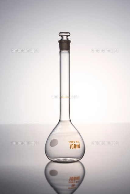 メスフラスコ の写真素材 イラスト素材 アマナイメージズ