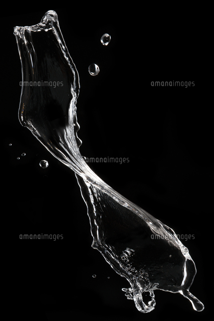 水しぶき の写真素材 イラスト素材 アマナイメージズ