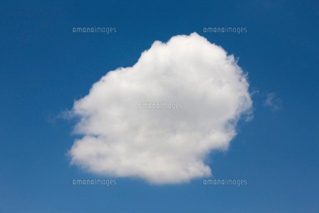 ぽっかり雲 の写真素材 イラスト素材 アマナイメージズ