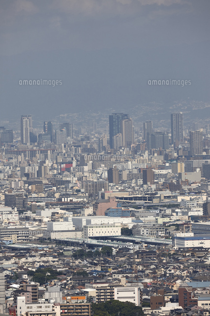 東大阪から望む大阪市の街並み の写真素材 イラスト素材 アマナイメージズ 東大阪から望む大阪市の街並み の写真素材 イラスト素材 アマナイメージズ