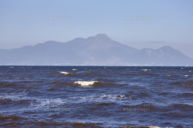 有明海と雲仙・普賢岳[10404016443]の写真・イラスト素材｜アマナ