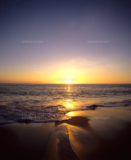 夕景の海[10430000297]の写真・イラスト素材｜アマナイメージズ