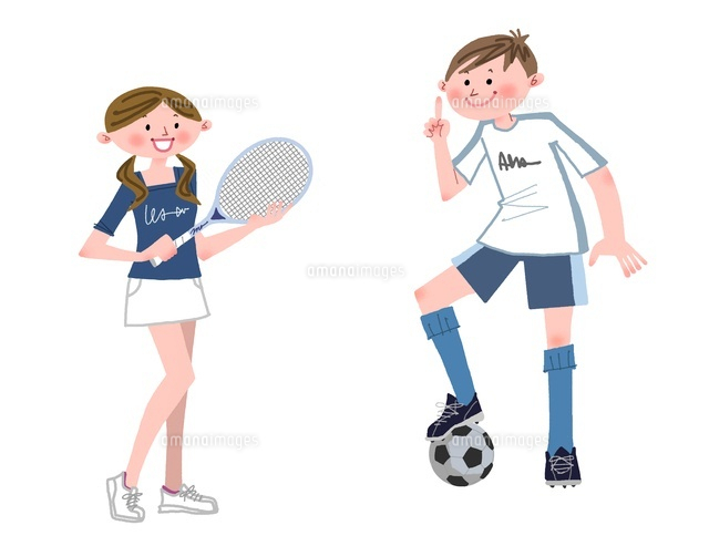 テニスとサッカーをする中高生 の写真素材 イラスト素材 アマナイメージズ