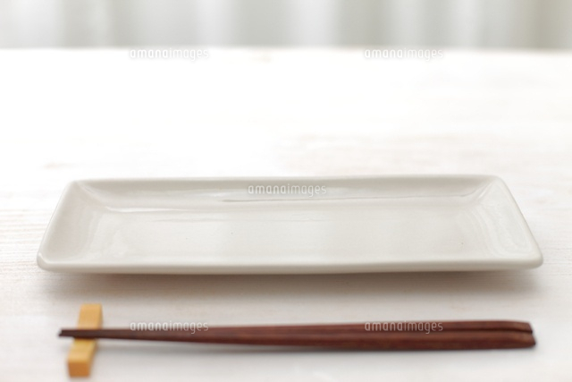 食卓の和食器 の写真素材 イラスト素材 アマナイメージズ