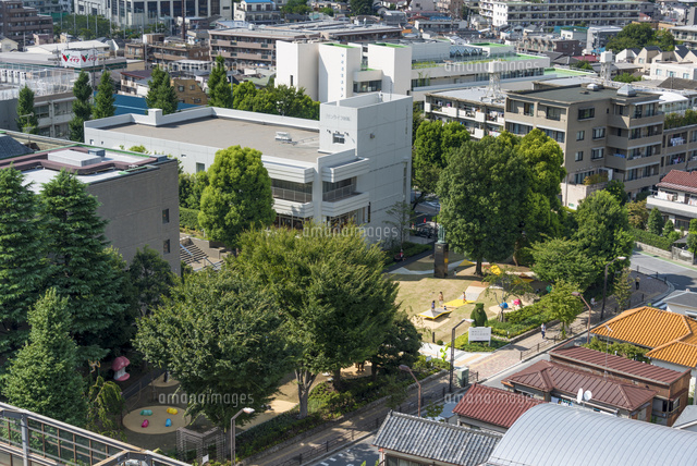 練馬区立美術の森緑地 練馬区立美術館 俯瞰 の写真素材 イラスト素材 アマナイメージズ