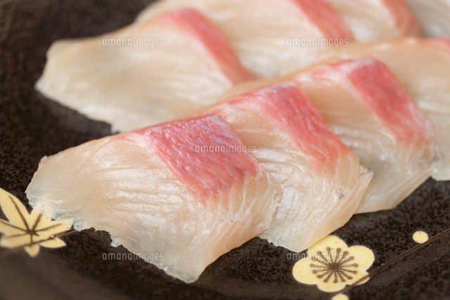 イワナの刺身 の写真素材 イラスト素材 アマナイメージズ