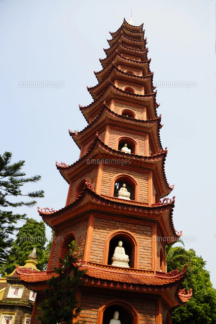 原画　油絵　ハノイ大教会 原画 油絵 ハノイ大教会 - メルカリ