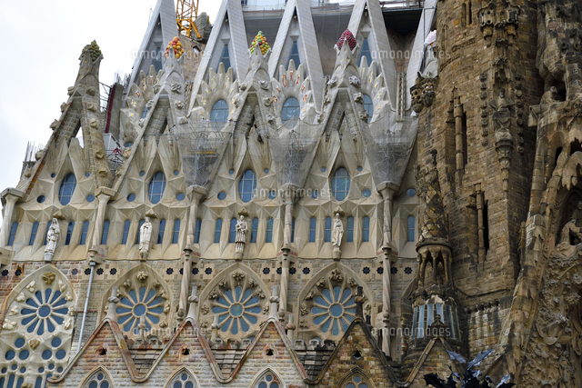 スペイン バルセロナのサグラダファミリア の写真素材 イラスト素材 アマナイメージズ