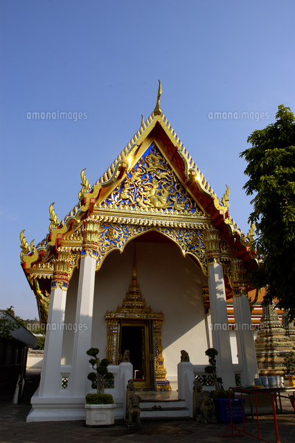 タイ バンコク ワットポーの建物 の写真素材 イラスト素材 アマナイメージズ