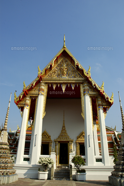 タイ バンコク ワットポーの建物 の写真素材 イラスト素材 アマナイメージズ