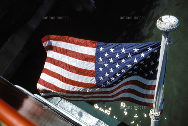 アメリカ合衆国 ニューヨーク 船に掲げた星条旗 の写真素材 イラスト素材 アマナイメージズ アメリカ合衆国 ニューヨーク 船に掲げた星条旗 の写真素材 イラスト素材 アマナイメージズ