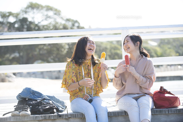 アイス 日本人の写真素材 ストックフォト アマナイメージズ