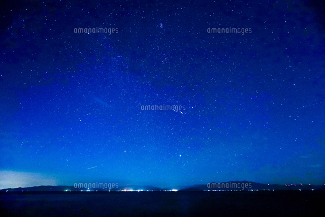 満天の星空[10573007920]の写真・イラスト素材｜アマナイメージズ