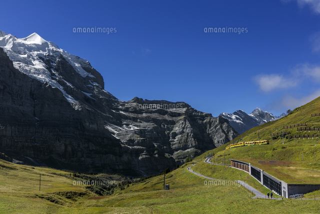 スイスアルプス の写真素材 イラスト素材 アマナイメージズ