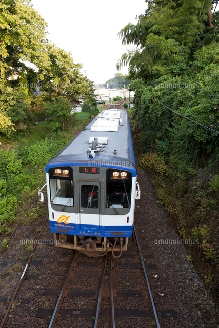 のと鉄道七尾線 穴水駅に向うNT200形車両[10583000748]の写真