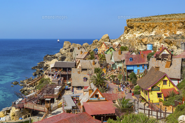 ポパイ村と地中海 の写真素材 イラスト素材 アマナイメージズ