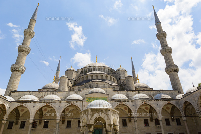 世界遺産イスタンブール歴史地区 スルタンアフメトモスク ブルーモスク の写真素材 イラスト素材 アマナイメージズ