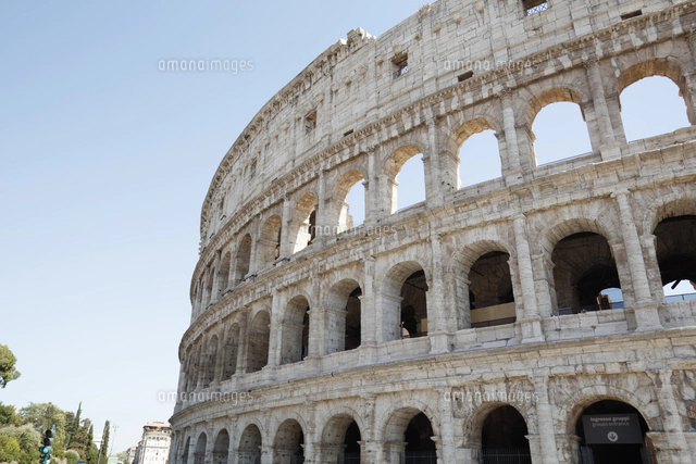 コロッセオの壁 ローマ イタリア[10610004017]の写真・イラスト素材