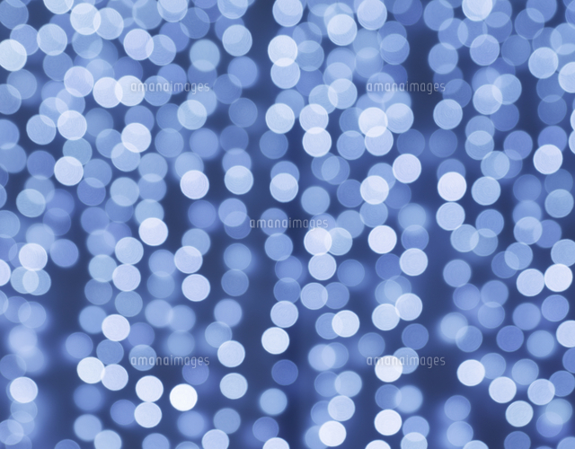 クリスマスのイルミネーション の写真素材 イラスト素材 アマナイメージズ