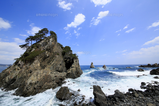 岩手県 久慈市 小袖海岸 つりがね洞 の写真素材 イラスト素材 アマナイメージズ