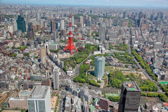 港区芝公園 東京タワー プリンスホテル周辺の航空写真 の写真素材 イラスト素材 アマナイメージズ