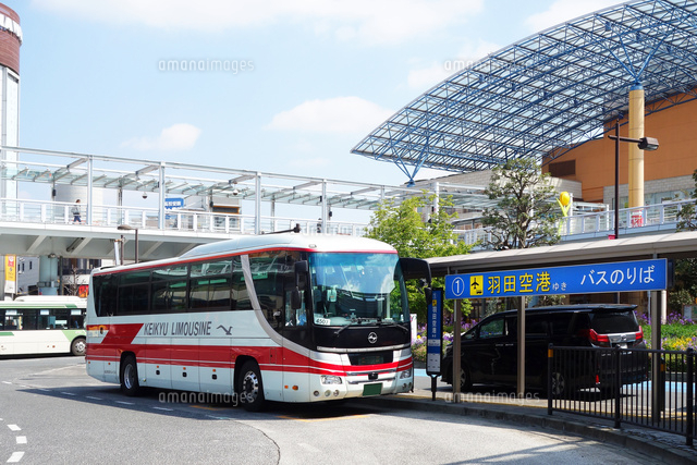 羽田空港ゆきの高速バス の写真素材 イラスト素材 アマナイメージズ