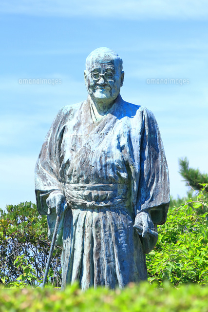 大磯城山公園 吉田茂像[10669006655]の写真・イラスト素材｜アマナ