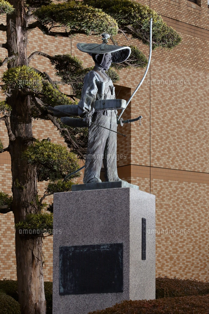 太田道灌像[10669007824]の写真・イラスト素材｜アマナイメージズ