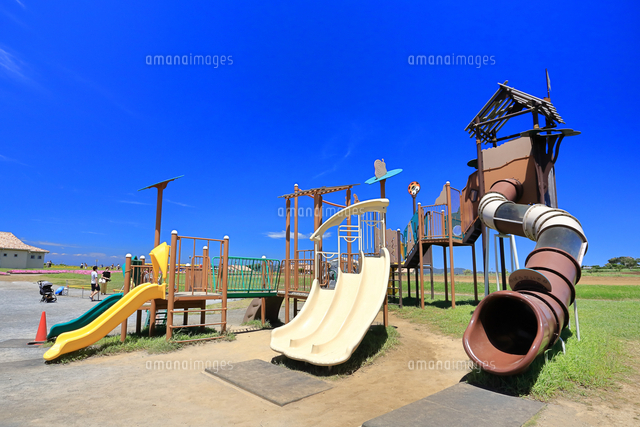 ソレイユの丘 長井海の手公園 の写真素材 イラスト素材 アマナイメージズ