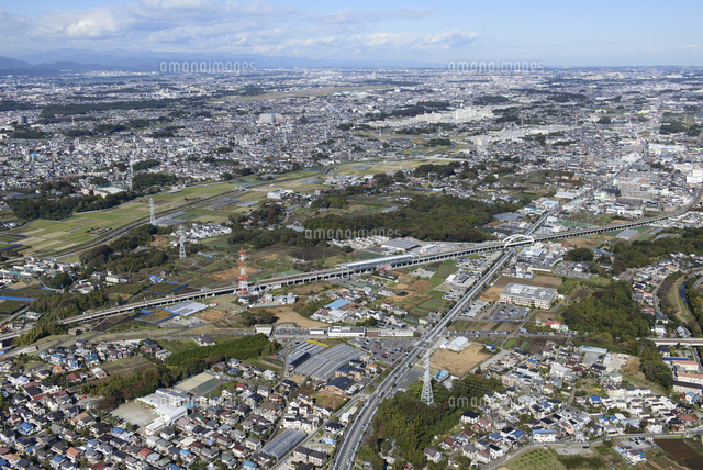 下飯田駅空撮 南西側より横浜方面へ[10684005407]の写真素材・イラスト素材｜アマナイメージズ