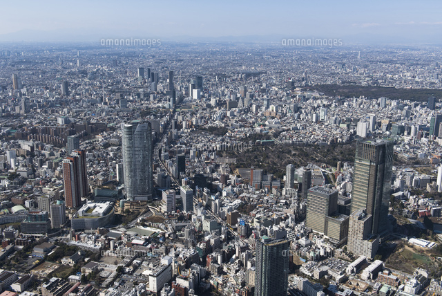 六本木駅空撮 東側より青山学院大学 渋谷 東京大学駒場キャンパス 経堂方面 10684008211 の写真素材 イラスト素材 アマナイメージズ